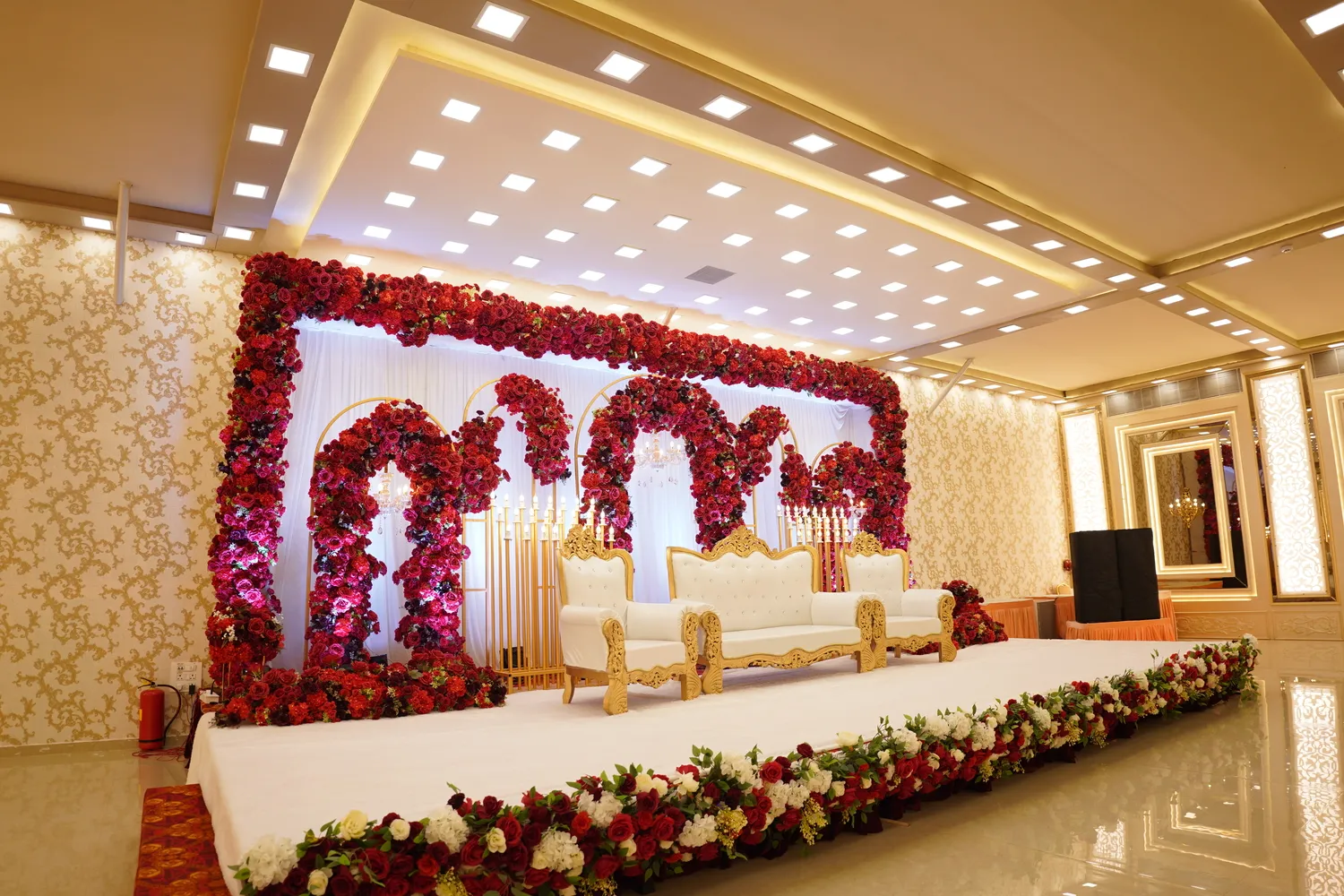 Grand stage decoration